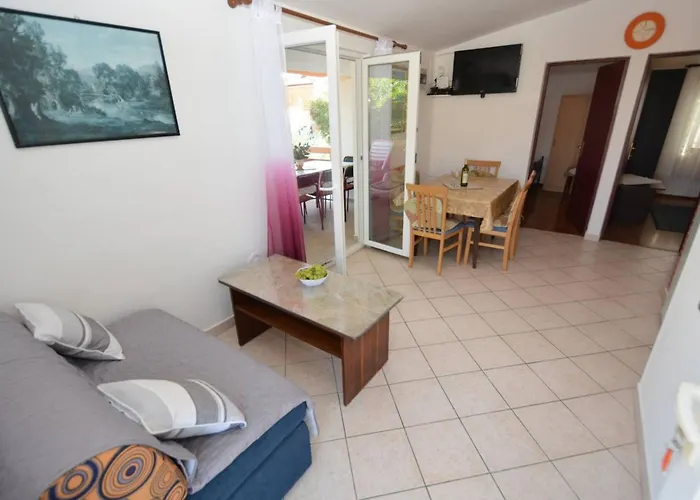 Roksandic Διαμέρισμα Vir